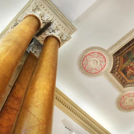 酒店 玫瑰别墅酒店 3*