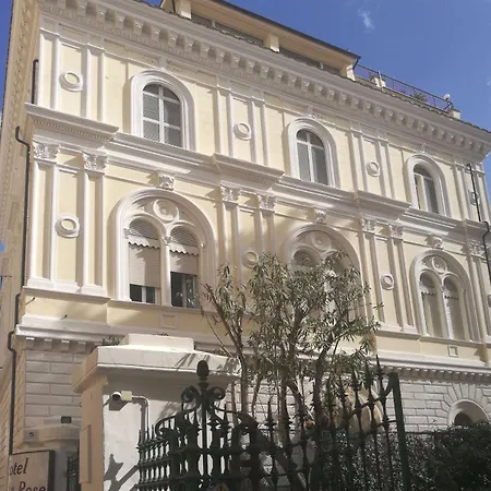 玫瑰别墅酒店 酒店 3*