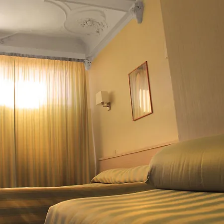 Отель Delle Rose Рим