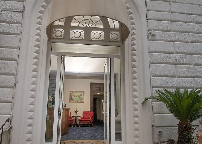 玫瑰别墅酒店 酒店 3*