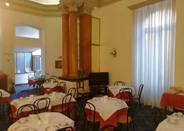 玫瑰别墅酒店 3* 罗马