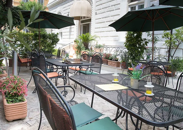 玫瑰别墅酒店 3* 罗马